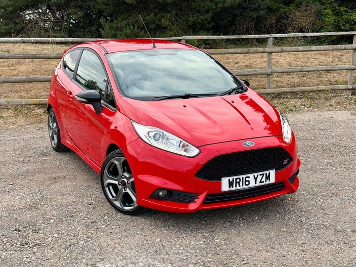 Ford Fiesta 1.6T EcoBoost ST-2 Euro 6 3dr