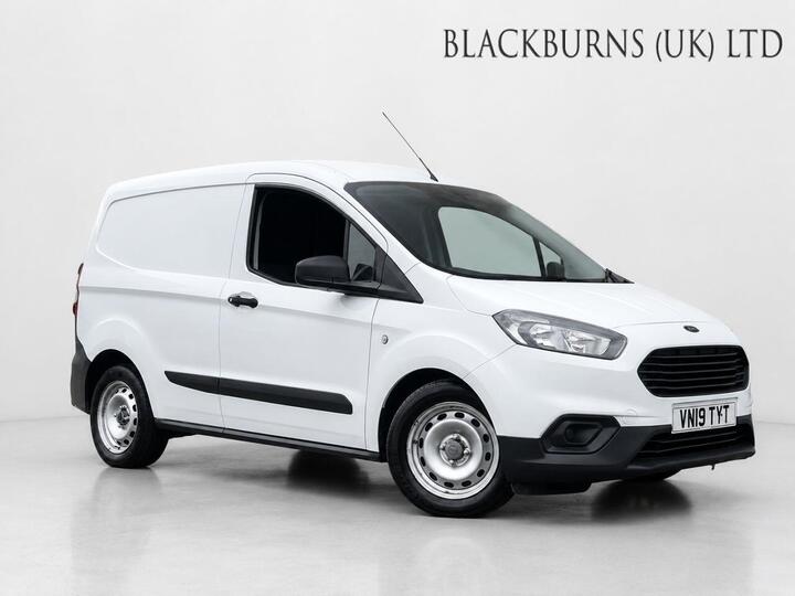 Ford TRANSIT COURIER 1.5 TDCi Panel Van 5dr Diesel Manual L1 Euro 6 (75 Ps) DAB RADIO!