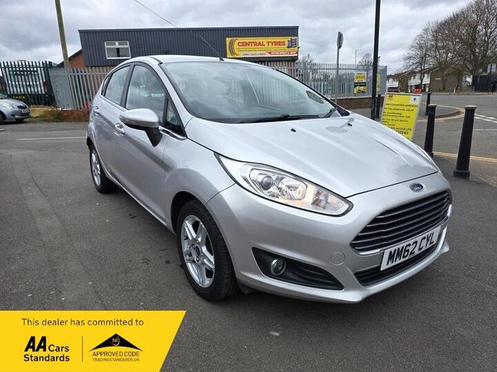 Ford Fiesta 1.6 Zetec Powershift Euro 5 5dr