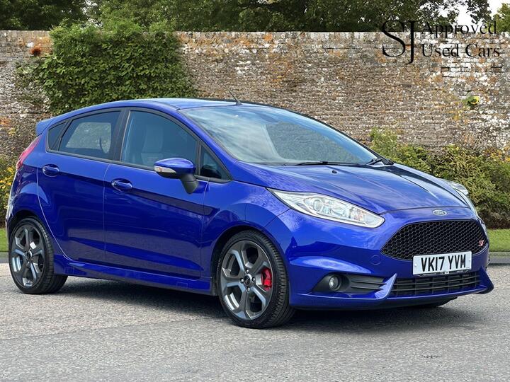 Ford Fiesta 1.6T EcoBoost ST-3 Euro 6 5dr