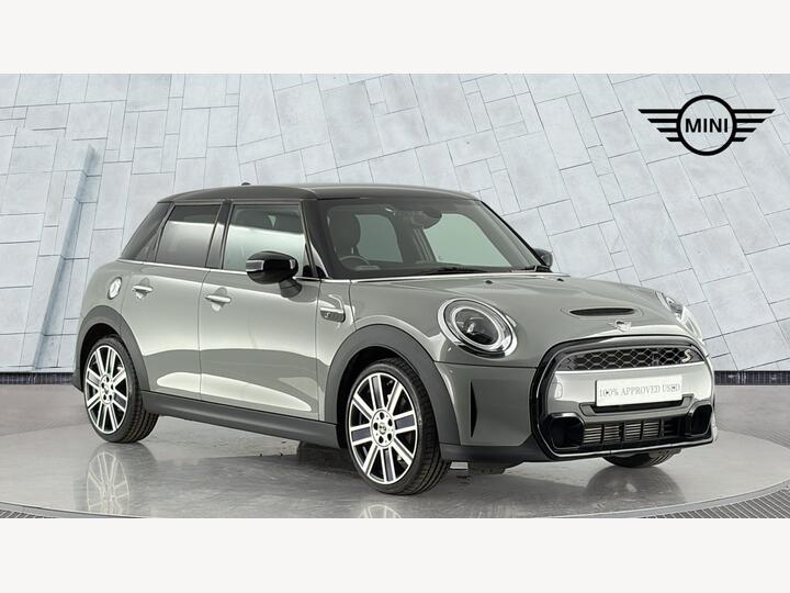 MINI Hatch 2.0 Cooper S Exclusive Steptronic Euro 6 (s/s) 5dr