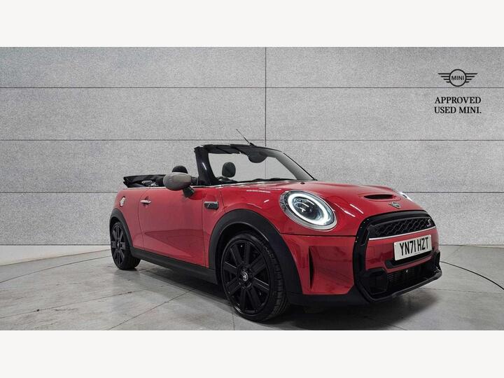 MINI Convertible 2.0 Cooper S Exclusive Steptronic Euro 6 (s/s) 2dr MINI Convertible 2.0 Cooper S Exclusive Steptronic Euro 6 (s/s) 2dr