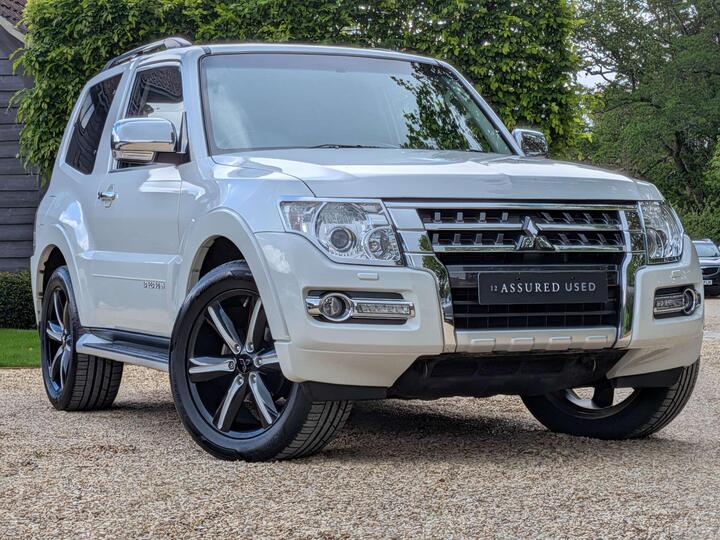 Mitsubishi Shogun 3.2 DI-DC Barbarian 4WD Euro 5 3dr SWB