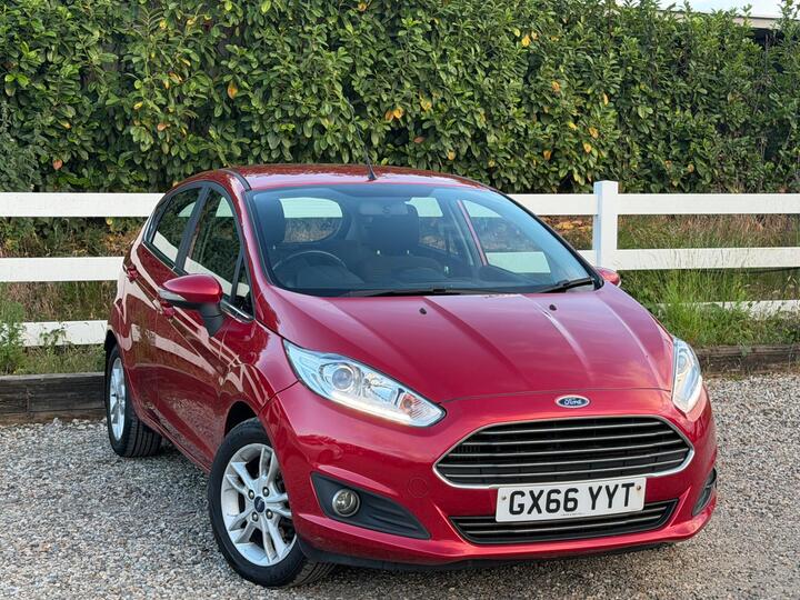Ford Fiesta 1.0T EcoBoost Zetec Euro 6 (s/s) 5dr