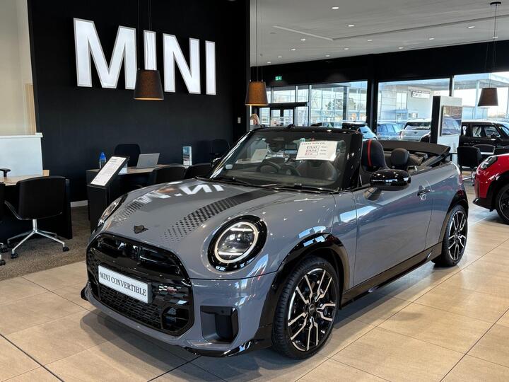 MINI Cooper Convertible 2.0S Sport Steptronic Euro 6 (s/s) 2dr