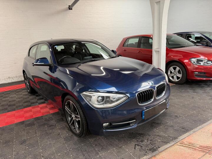 BMW 1 Series 1.6 116i Sport Euro 5 (s/s) 3dr BMW 1 Series 1.6 116i Sport Euro 5 (s/s) 3dr