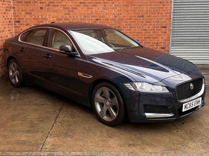 Jaguar XF 2.0d Portfolio Auto Euro 6 (s/s) 4dr