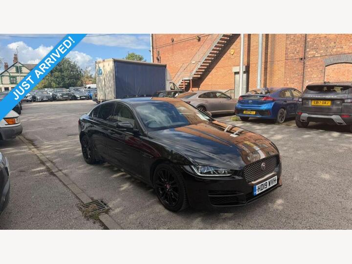 Jaguar XE 2.0i GPF Portfolio Auto Euro 6 (s/s) 4dr