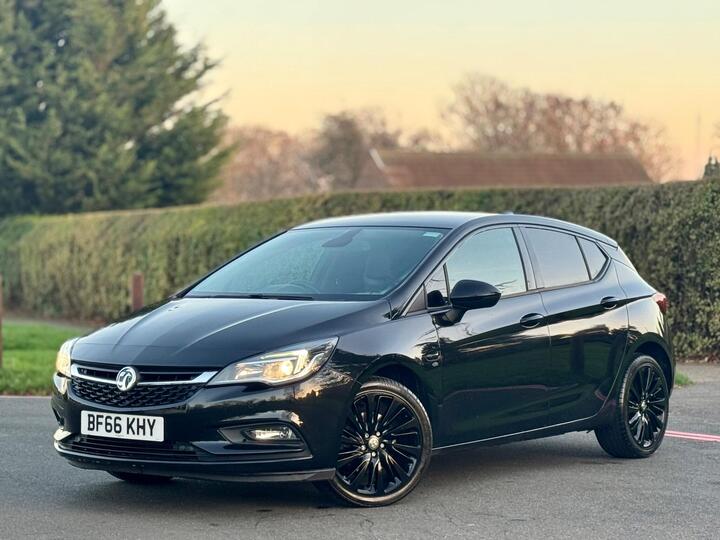 Vauxhall Astra 1.6 CDTi BlueInjection Elite Nav Euro 6 (s/s) 5dr