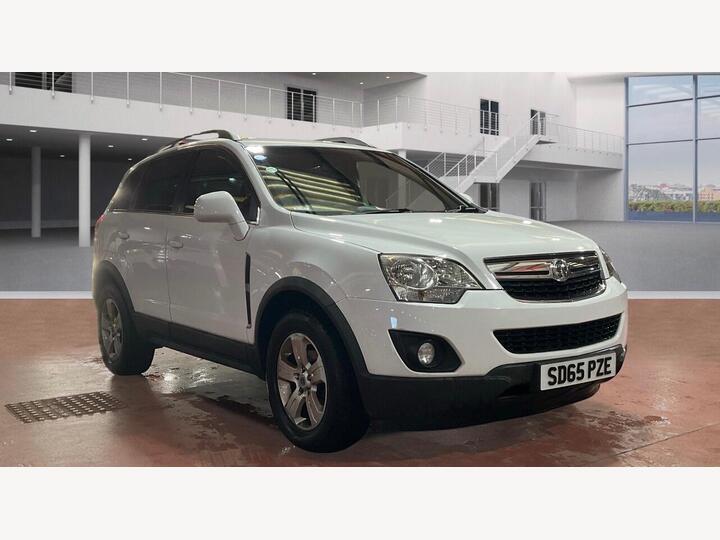 Vauxhall Antara 2.2 CDTi Exclusiv 2WD Euro 5 (s/s) 5dr Vauxhall Antara 2.2 CDTi Exclusiv 2WD Euro 5 (s/s) 5dr