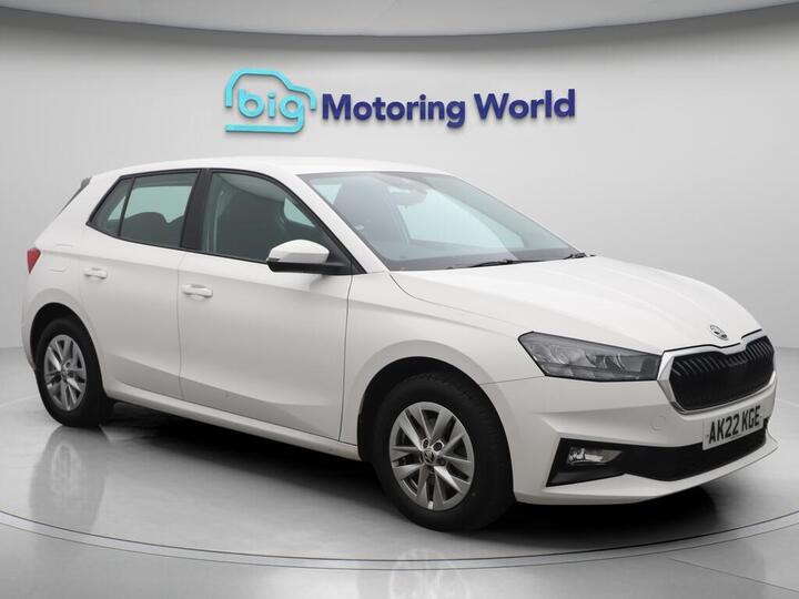 Skoda Fabia 1.0 TSI SE Comfort DSG Euro 6 (s/s) 5dr Skoda Fabia 1.0 TSI SE Comfort DSG Euro 6 (s/s) 5dr