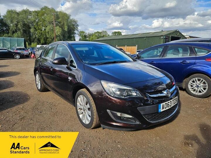 Vauxhall Astra 2.0 CDTi EcoFLEX Elite Euro 5 (s/s) 5dr