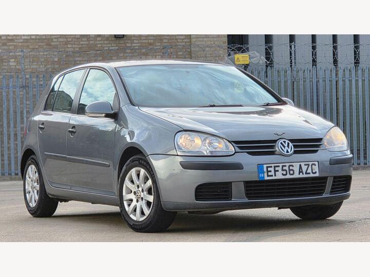 Volkswagen Golf 1.6 FSI S 5dr