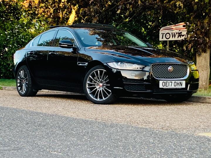 Jaguar XE 2.0d Portfolio Auto AWD Euro 6 (s/s) 4dr