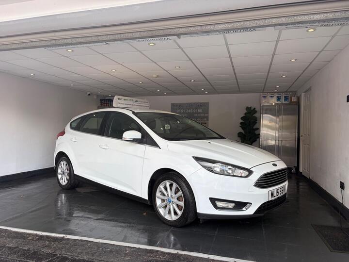 Ford Focus 1.0T EcoBoost Zetec Euro 6 (s/s) 5dr