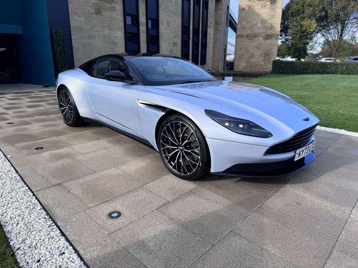 Aston Martin DB11 4.0 V8 Auto Euro 6 (s/s) 2dr