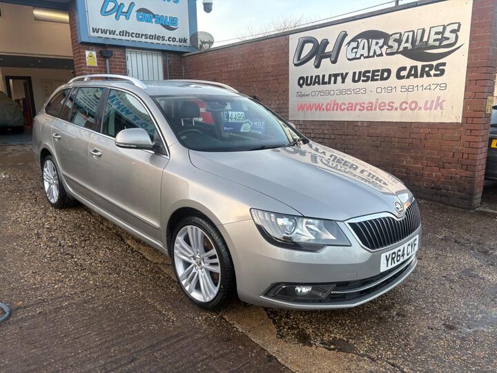 Skoda Superb 2.0 TDI Elegance Euro 5 (s/s) 5dr Skoda Superb 2.0 TDI Elegance Euro 5 (s/s) 5dr