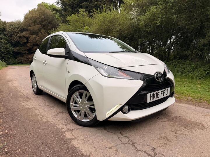 Toyota AYGO 1.0 VVT-i X-pression Euro 6 5dr