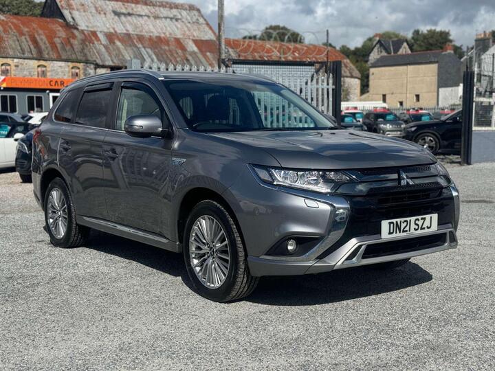 Mitsubishi Outlander 2.4h TwinMotor 13.8kWh Design CVT 4WD Euro 6 (s/s) 5dr