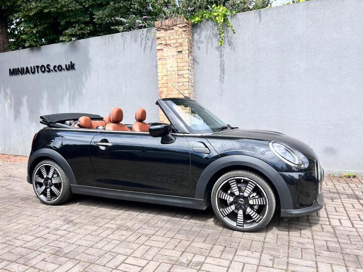 MINI Convertible 1.5 Cooper Exclusive Steptronic Euro 6 (s/s) 2dr