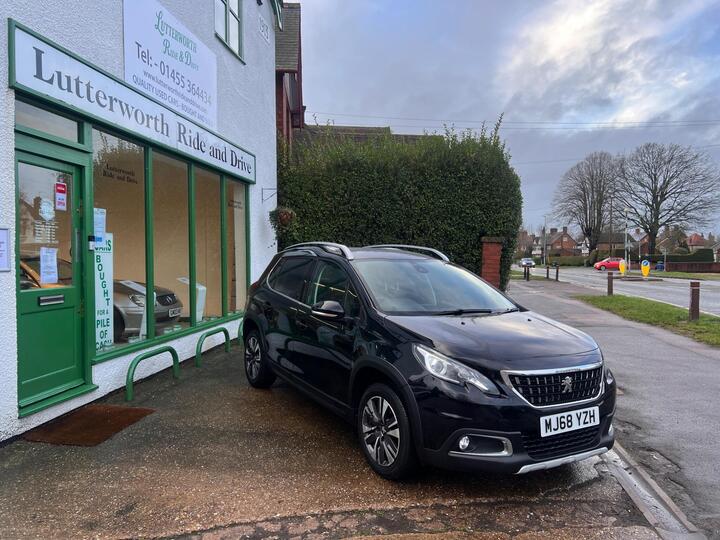 Peugeot 2008 1.2 PureTech Allure Euro 6 (s/s) 5dr Peugeot 2008 1.2 PureTech Allure Euro 6 (s/s) 5dr