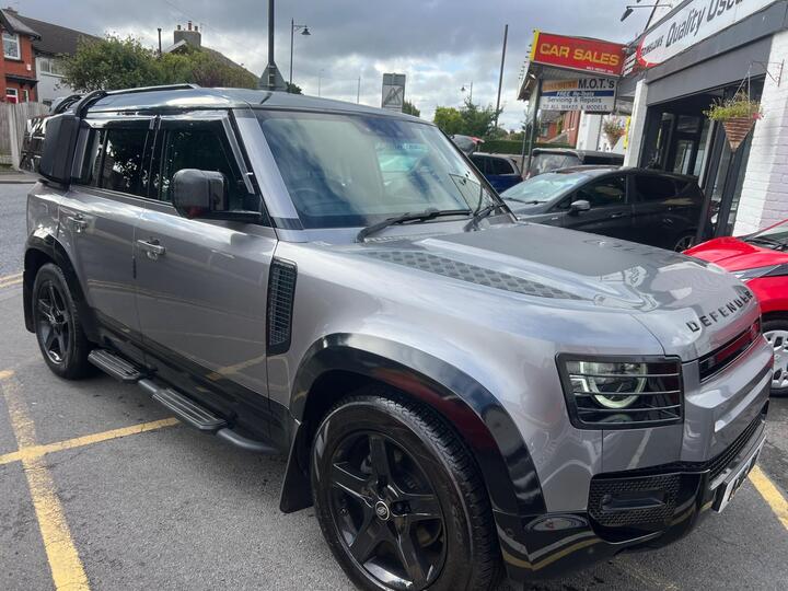 Land Rover Defender 110 2.0 SD4 SE Auto 4WD Euro 6 (s/s) 5dr