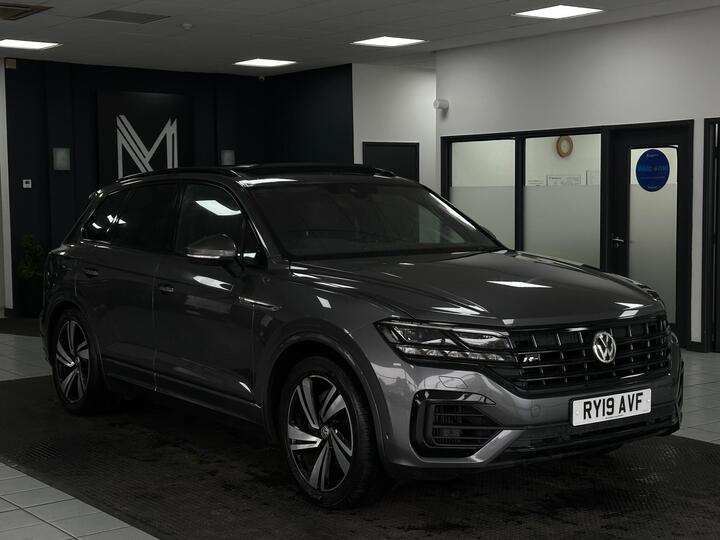 Volkswagen Touareg 3.0 TSI V6 R-Line Tech Tiptronic 4Motion Euro 6 (s/s) 5dr