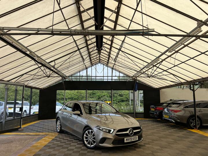 Mercedes-Benz A-CLASS 1.5 A180d Sport (Premium) 7G-DCT Euro 6 (s/s) 5dr