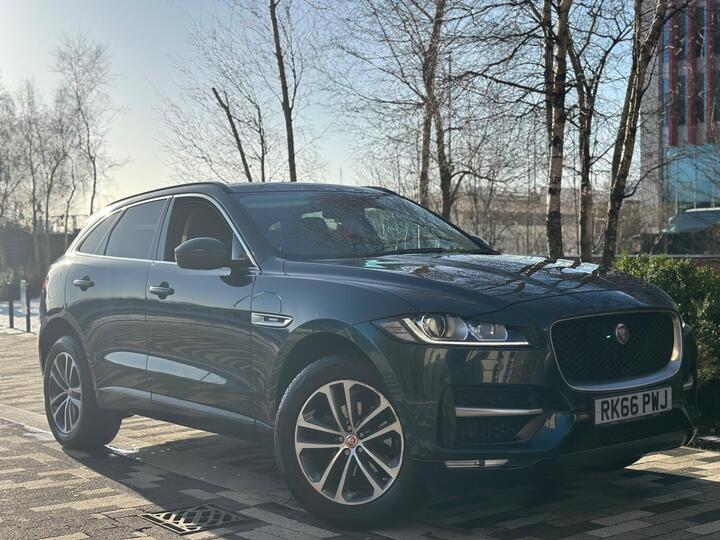 Jaguar F-PACE 2.0 D180 R-Sport Auto AWD Euro 6 (s/s) 5dr Jaguar F-PACE 2.0 D180 R-Sport Auto AWD Euro 6 (s/s) 5dr