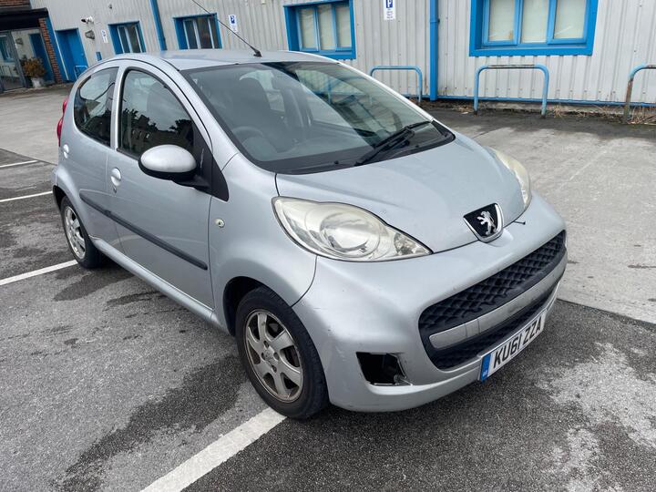 Peugeot 107 1.0 12V Urban Euro 5 5dr