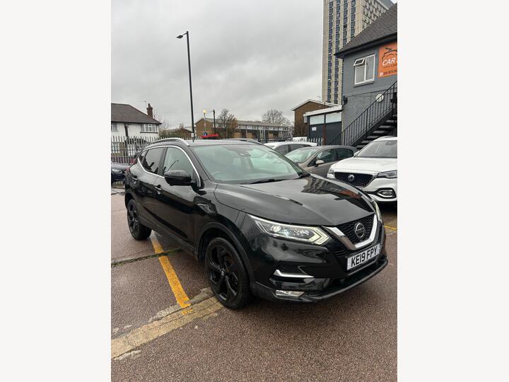 Nissan Qashqai 1.3 DIG-T Tekna Euro 6 (s/s) 5dr