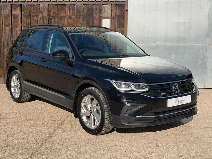 Volkswagen Tiguan 1.4 TSI 13kWh Life DSG Euro 6 (s/s) 5dr
