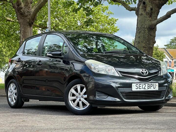 Toyota Yaris 1.33 Dual VVT-i TR Euro 5 5dr