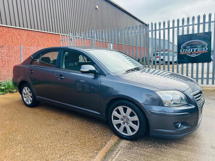 Toyota Avensis 1.8 VVT-i TR 5dr Toyota Avensis 1.8 VVT-i TR 5dr