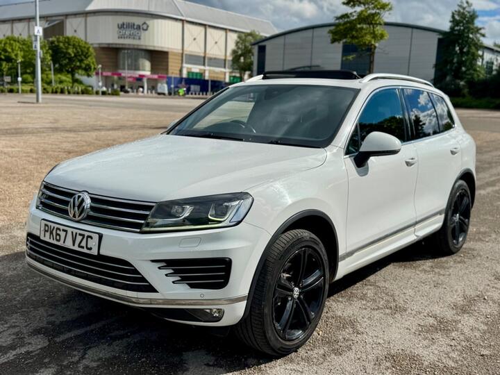 Volkswagen Touareg 3.0 TDI V6 R-Line Plus Tiptronic 4WD Euro 6 (s/s) 5dr