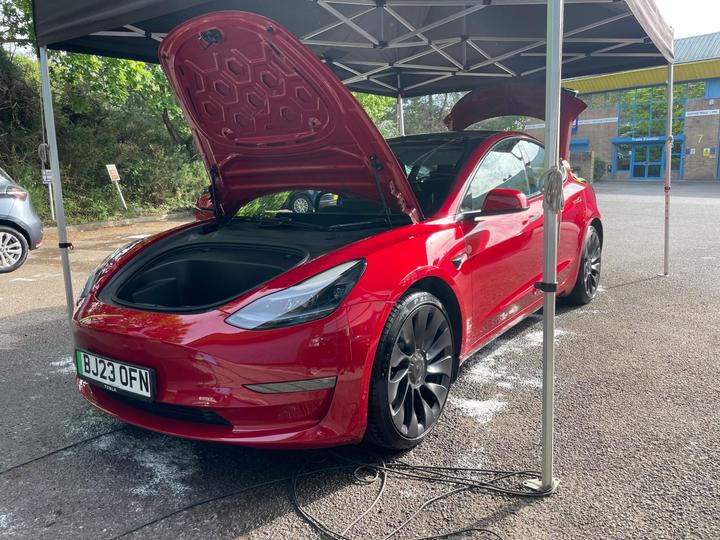 Tesla Model 3 (Dual Motor) Performance Auto 4WDE 4dr (Performance Upgrade)