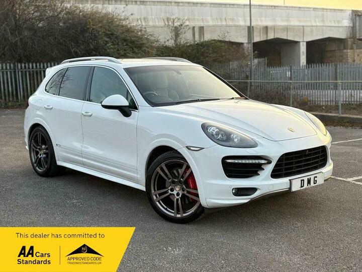 Porsche Cayenne 4.8 GTS TiptronicS 4WD Euro 5 (s/s) 5dr Porsche Cayenne 4.8 GTS TiptronicS 4WD Euro 5 (s/s) 5dr