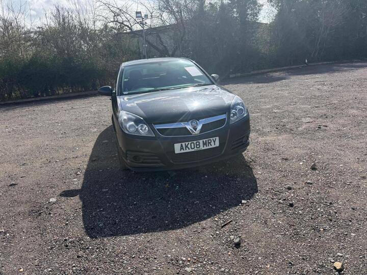 Vauxhall Vectra 1.8 VVT SRi 5dr Vauxhall Vectra 1.8 VVT SRi 5dr