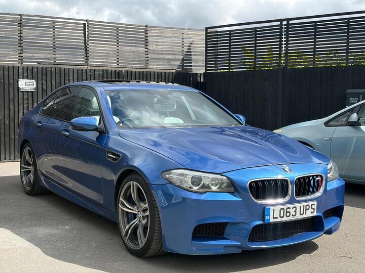 BMW M5 4.4 V8 DCT Euro 5 (s/s) 4dr