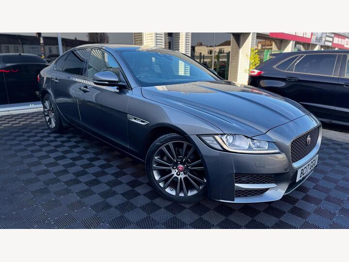 Jaguar XF 2.0d R-Sport Auto AWD Euro 6 (s/s) 4dr