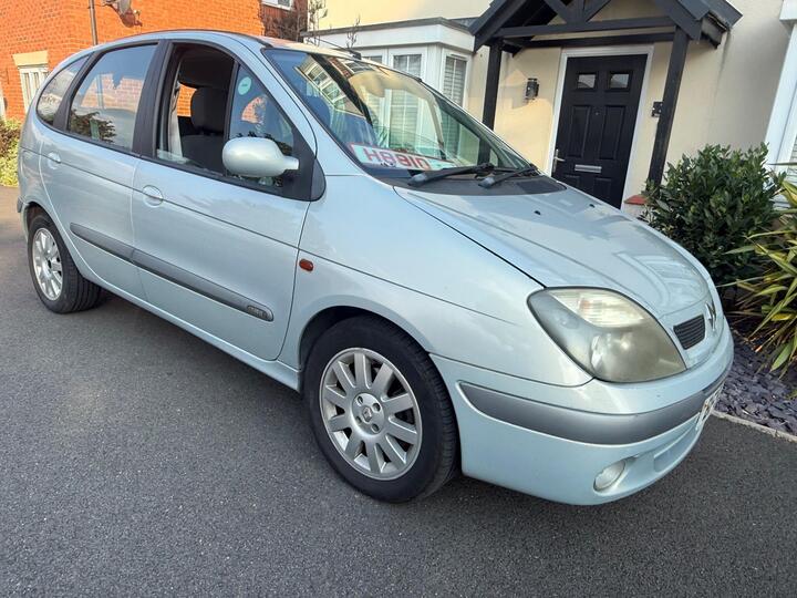 Renault Scenic 1.4 16v Fidji 5dr
