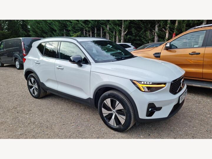 Volvo XC40 1.5h T4 Recharge 10.7kWh Plus Auto Euro 6 (s/s) 5dr