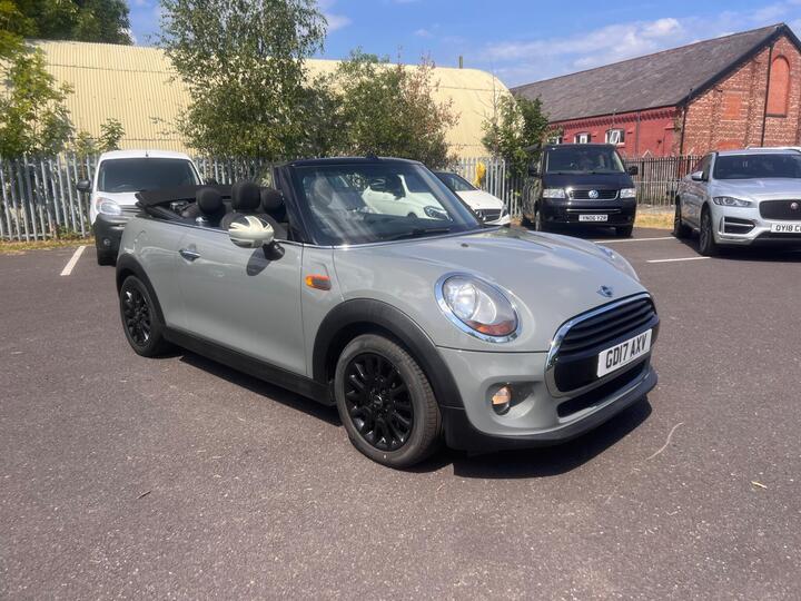 MINI Convertible 1.5 Cooper Euro 6 (s/s) 2dr