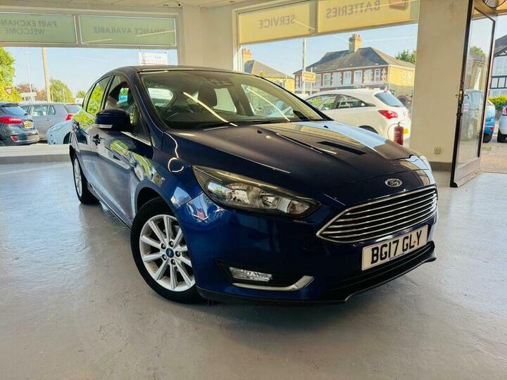 Ford Focus 1.0T EcoBoost Titanium Euro 6 (s/s) 5dr