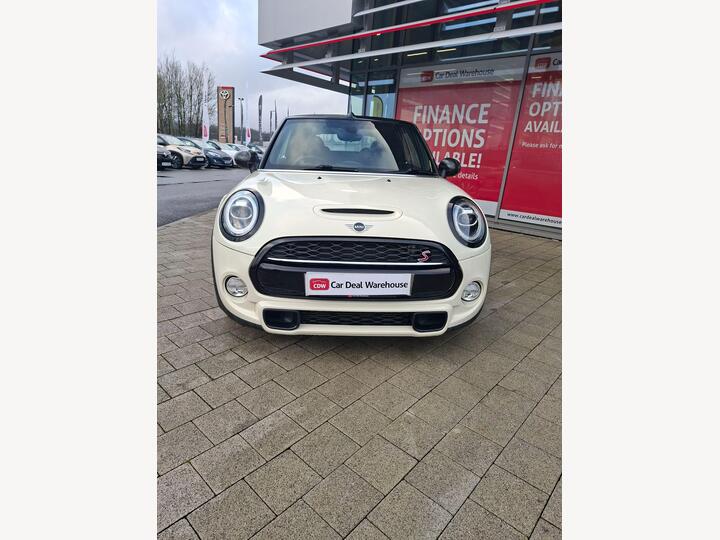 MINI Convertible 2.0 Cooper S Euro 6 (s/s) 2dr