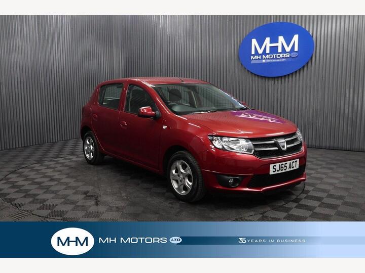 Dacia SANDERO 1.5 DCi Laureate Euro 6 (s/s) 5dr Dacia SANDERO 1.5 DCi Laureate Euro 6 (s/s) 5dr