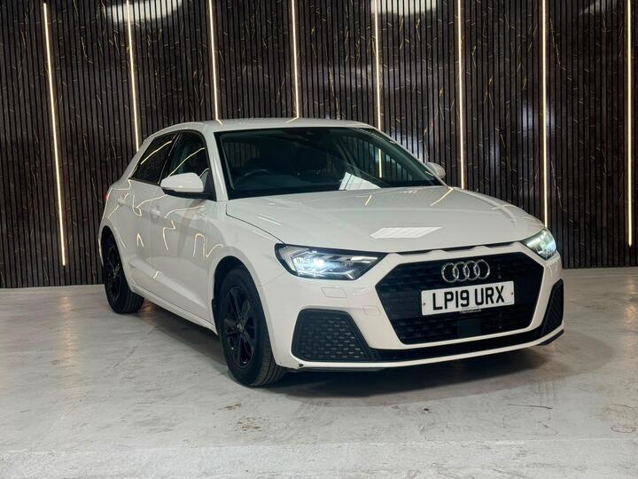 Audi A1 1.0 TFSI 30 SE Sportback Euro 6 (s/s) 5dr