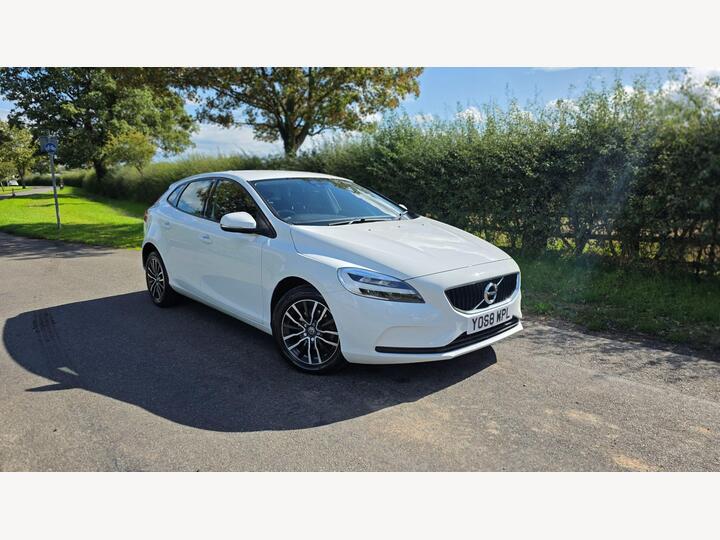 Volvo V40 2.0 D2 Momentum Euro 6 (s/s) 5dr