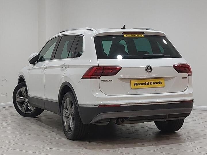 Volkswagen Tiguan 2.0 TDI SEL 4Motion Euro 6 (s/s) 5dr