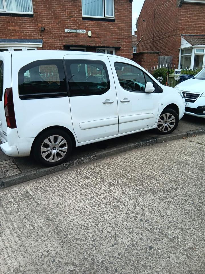 Citroen Berlingo - 1.6 HDi Plus Multispace MPV Euro 5 5dr - Image 2